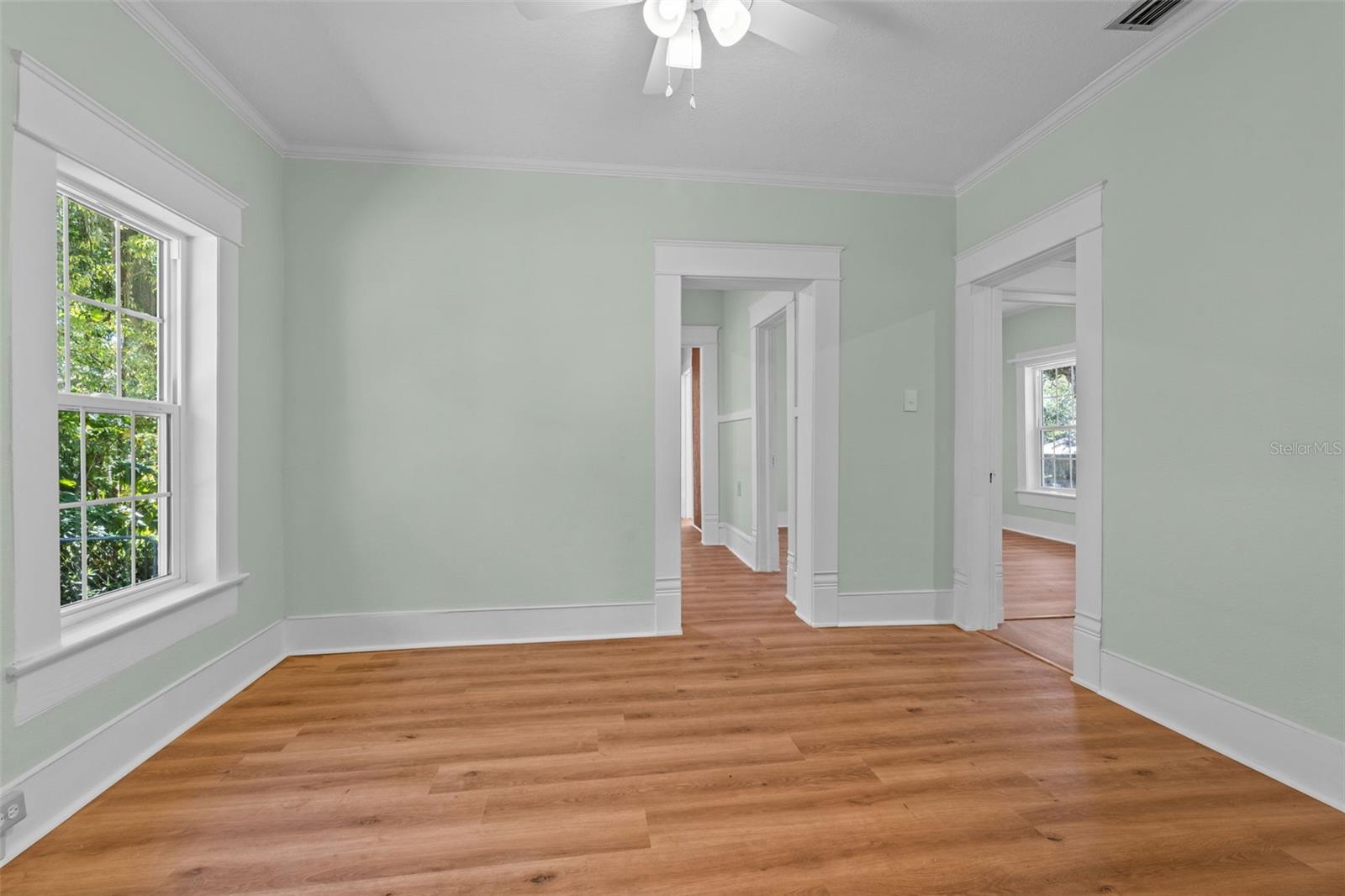 Image 18 of 52 For 317 Highland Street