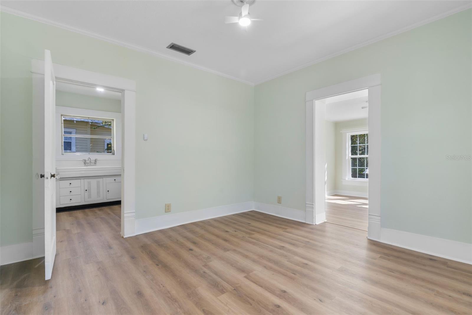 Image 23 of 52 For 317 Highland Street