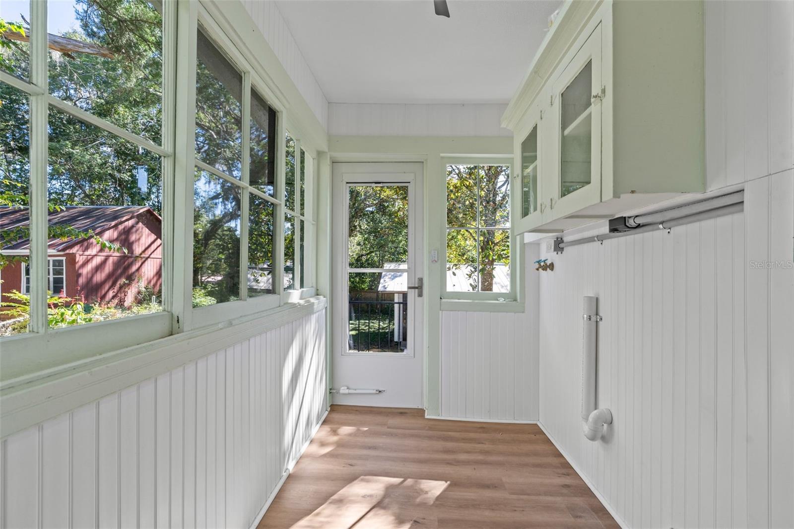 Image 32 of 52 For 317 Highland Street