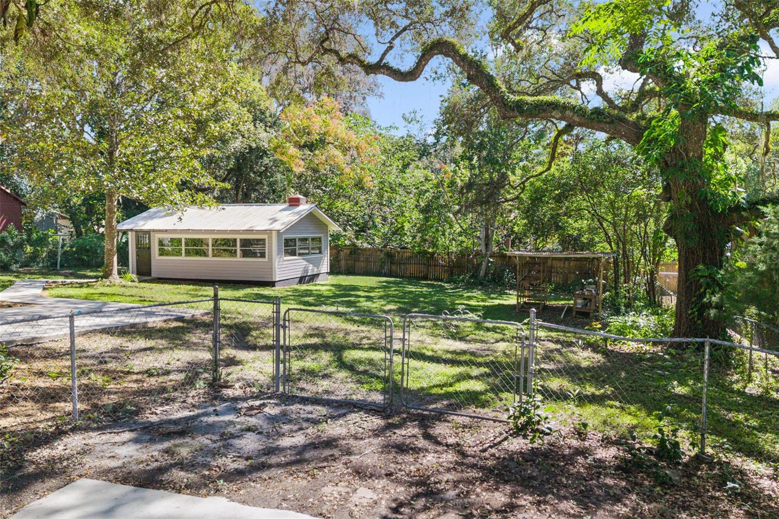 Image 42 of 52 For 317 Highland Street