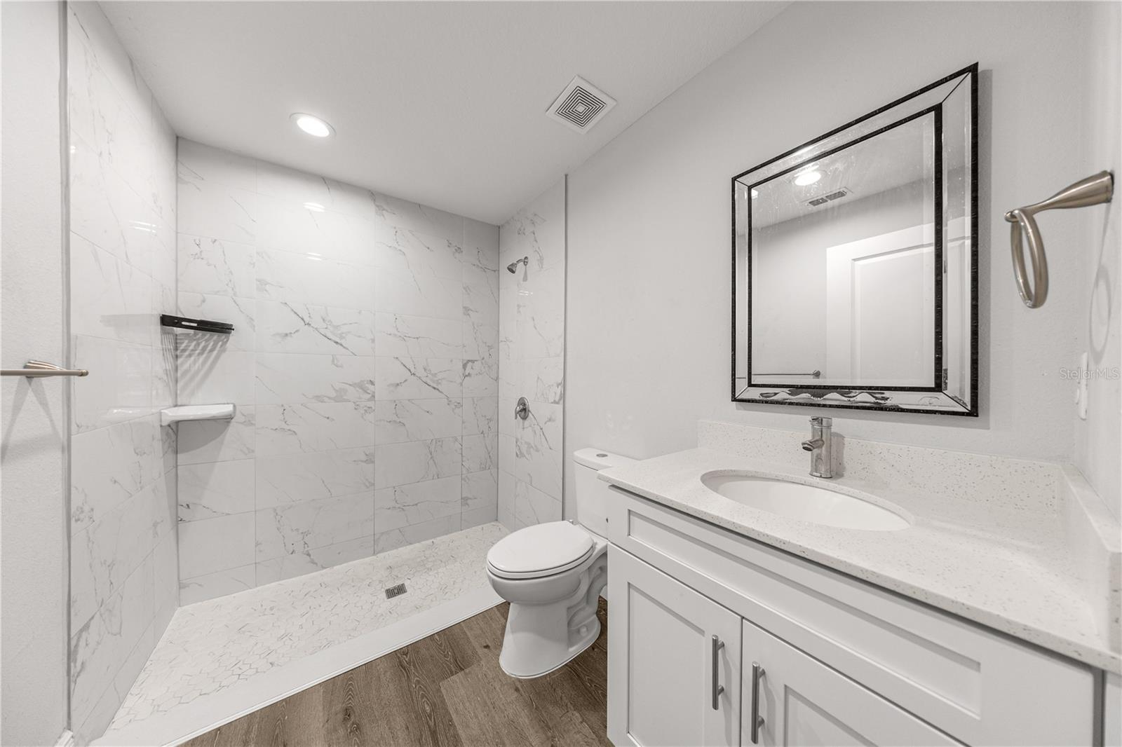 Image 8 of 19 For 5872 2nd Place