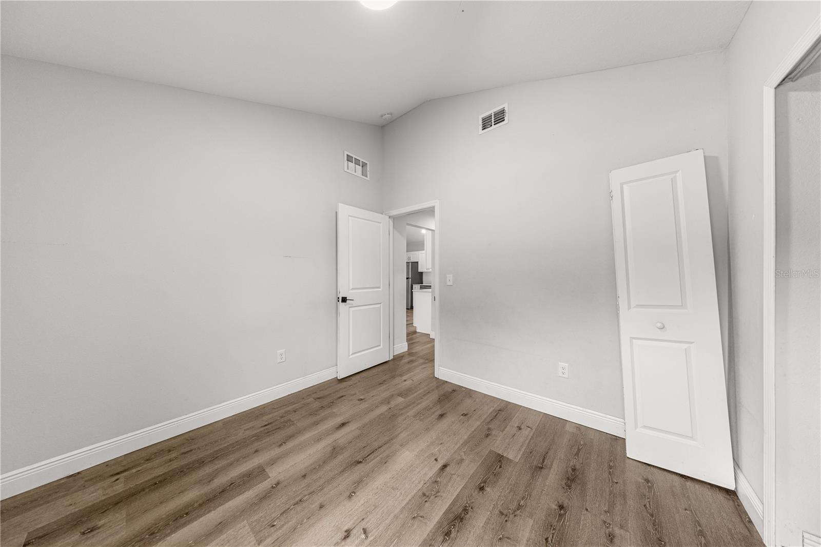 Image 9 of 19 For 5872 2nd Place