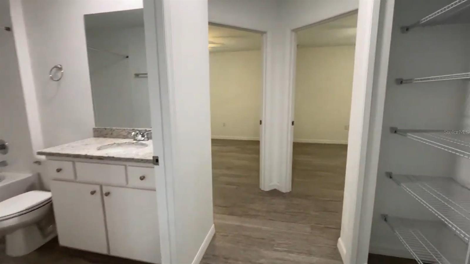 Image 13 of 21 For 6386 Rush Street