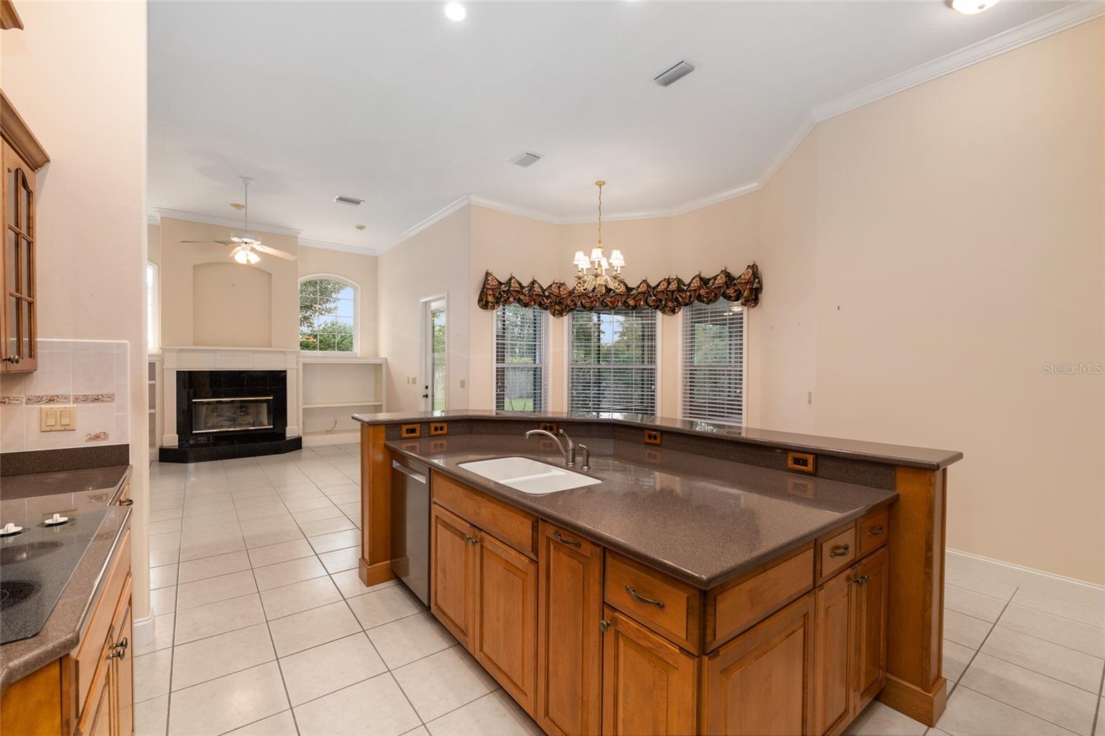 Image 15 of 59 For 4815 12th Place