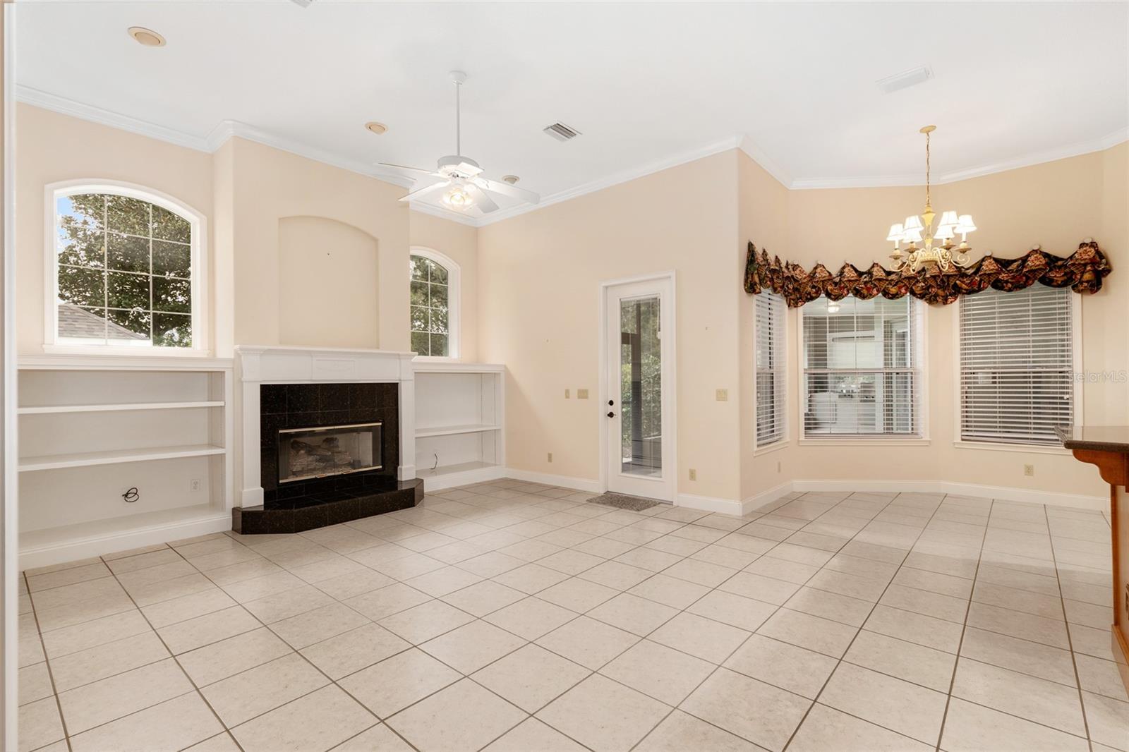 Image 18 of 59 For 4815 12th Place