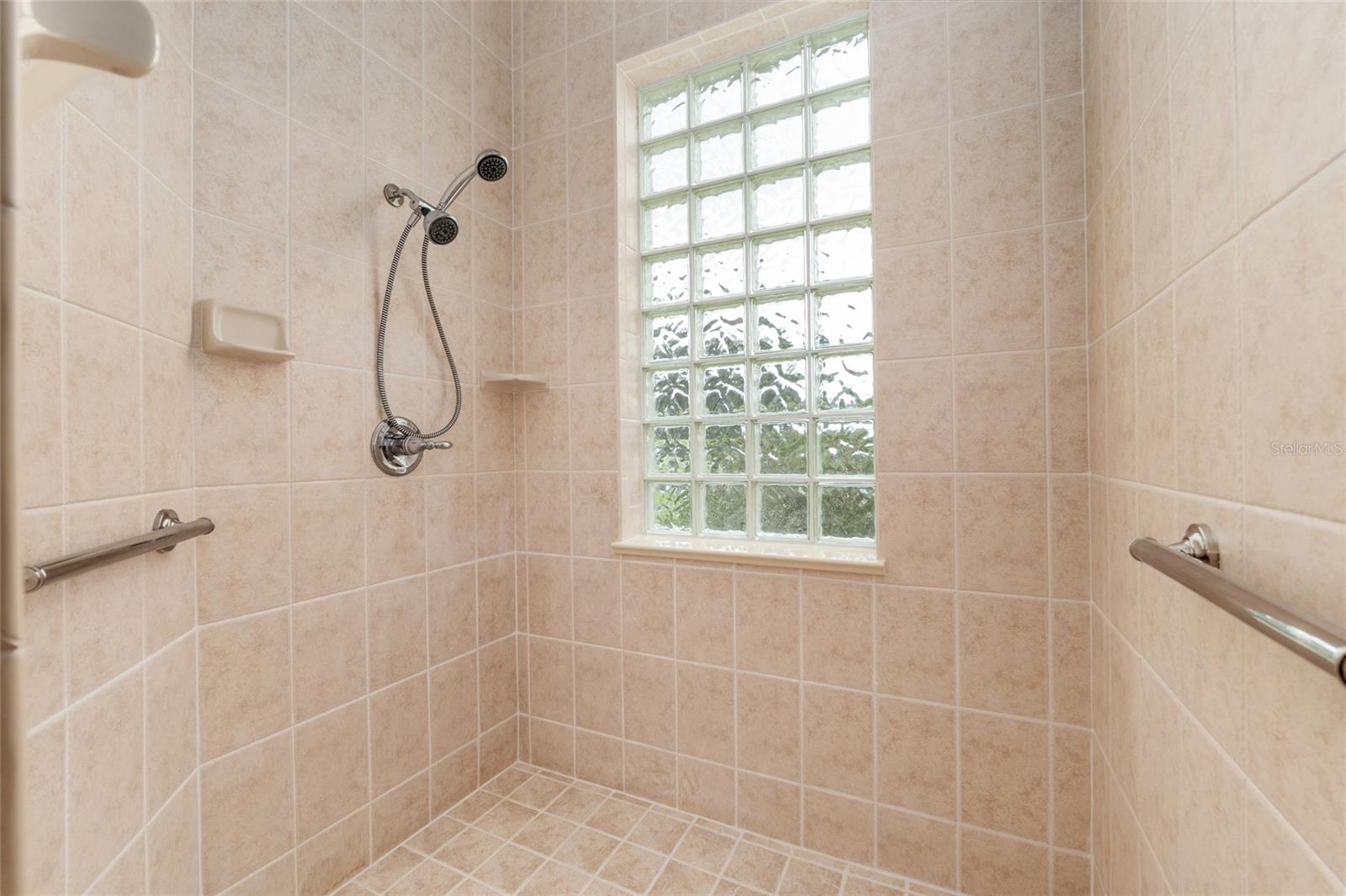 Image 24 of 59 For 4815 12th Place