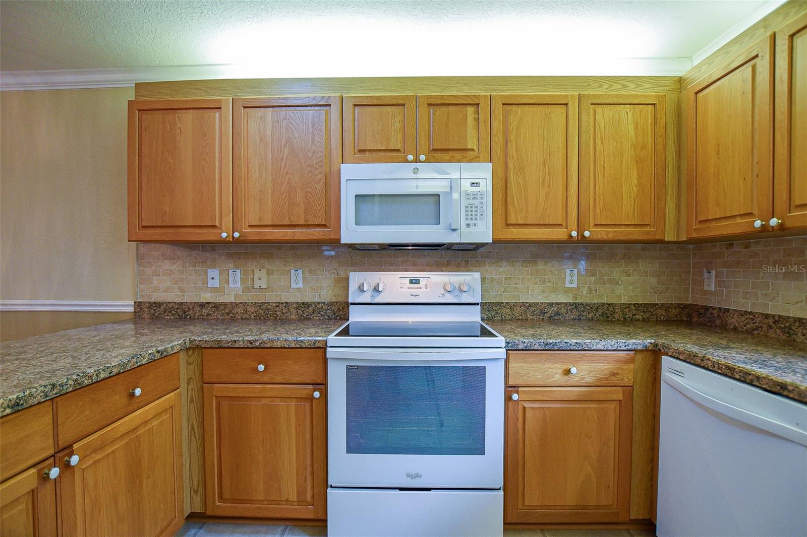 Image 32 of 83 For 9033 135th Loop