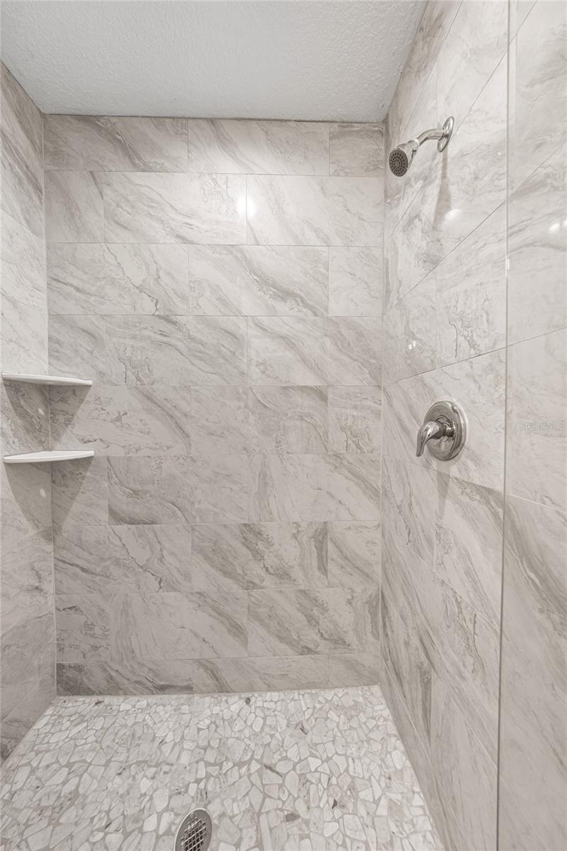 Image 18 of 32 For 853 Ludlum Street