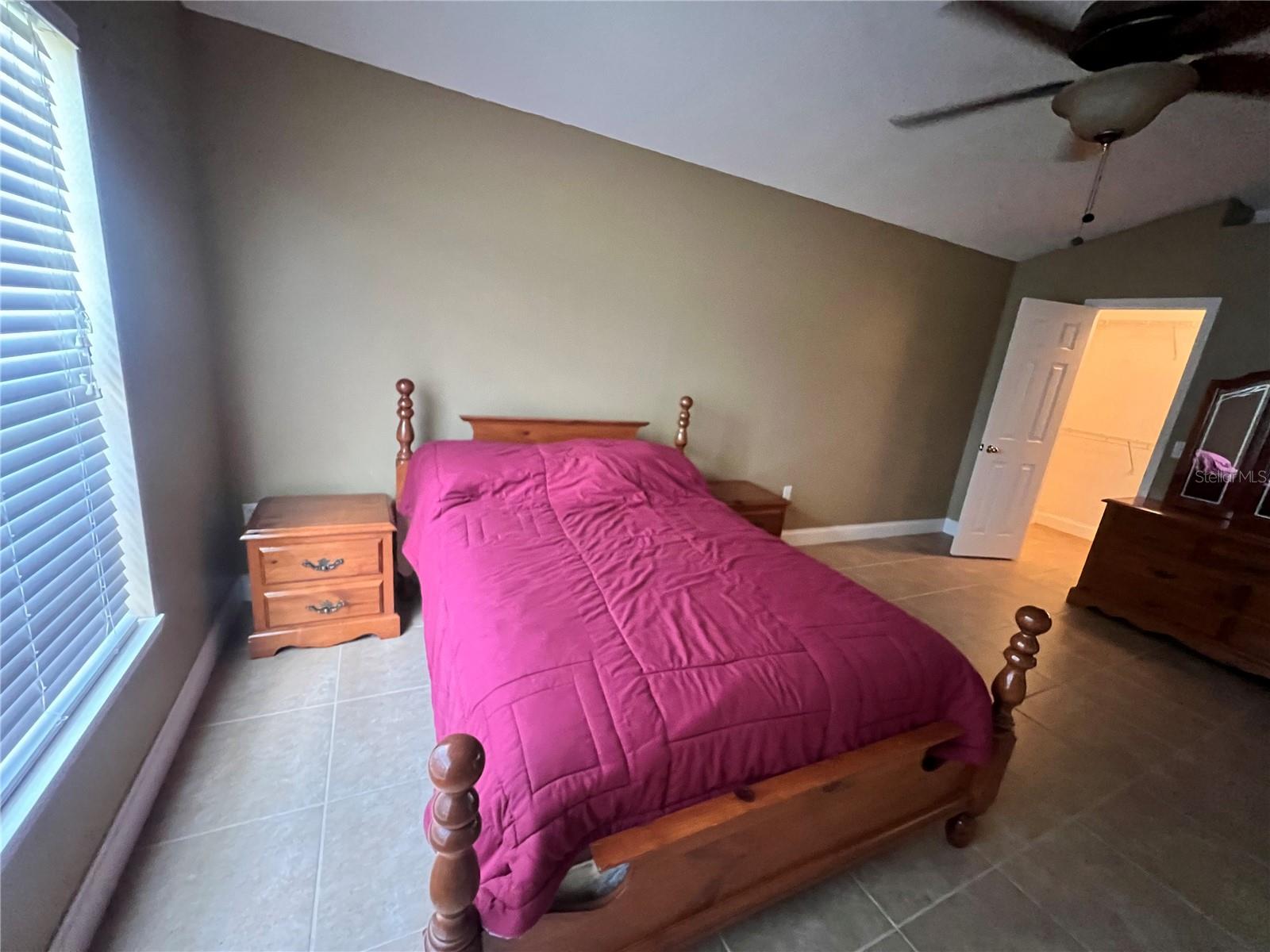 Image 11 of 43 For 421 Helicon Avenue Nw