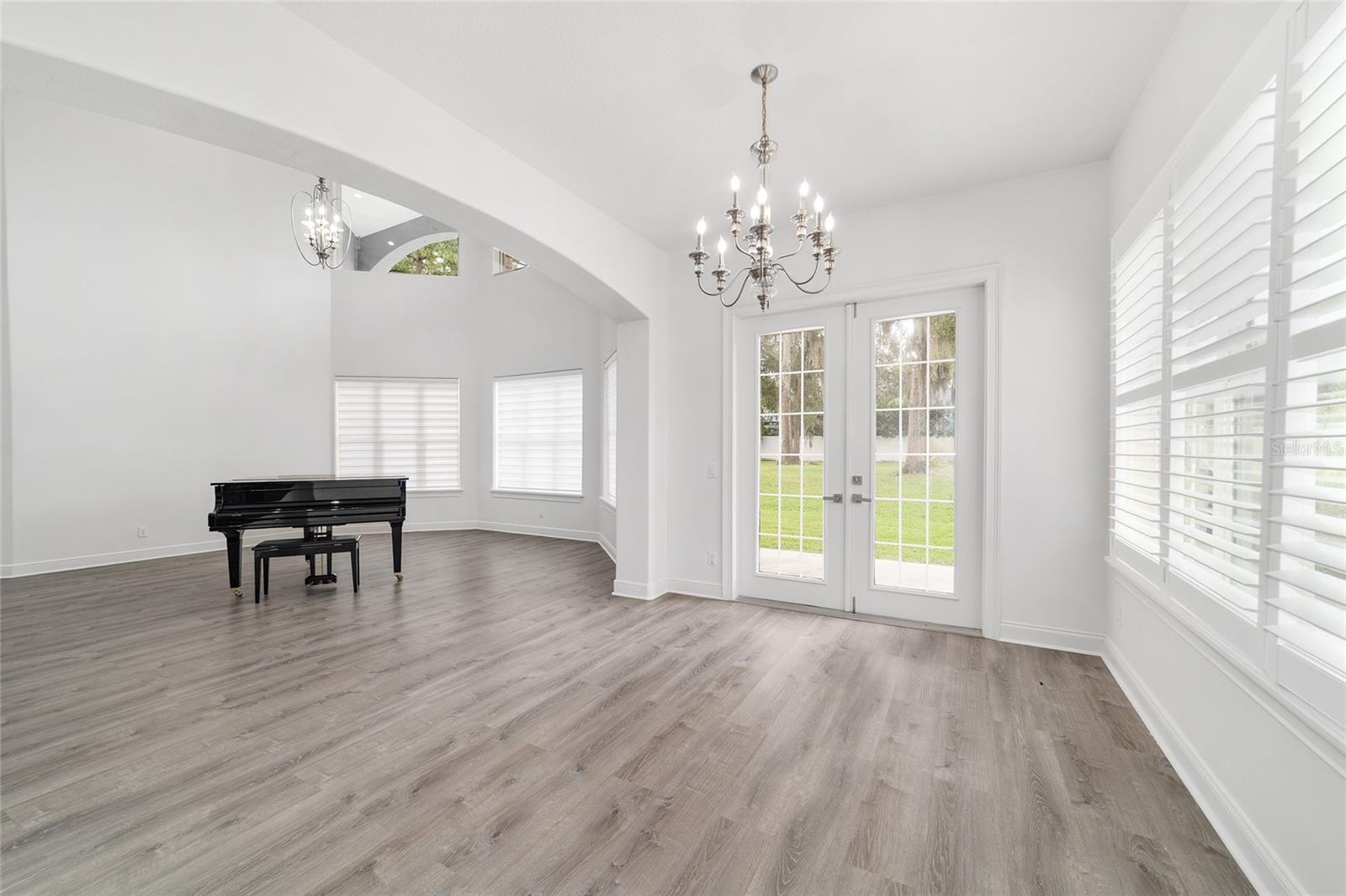 Image 12 of 91 For 1718 27th Street