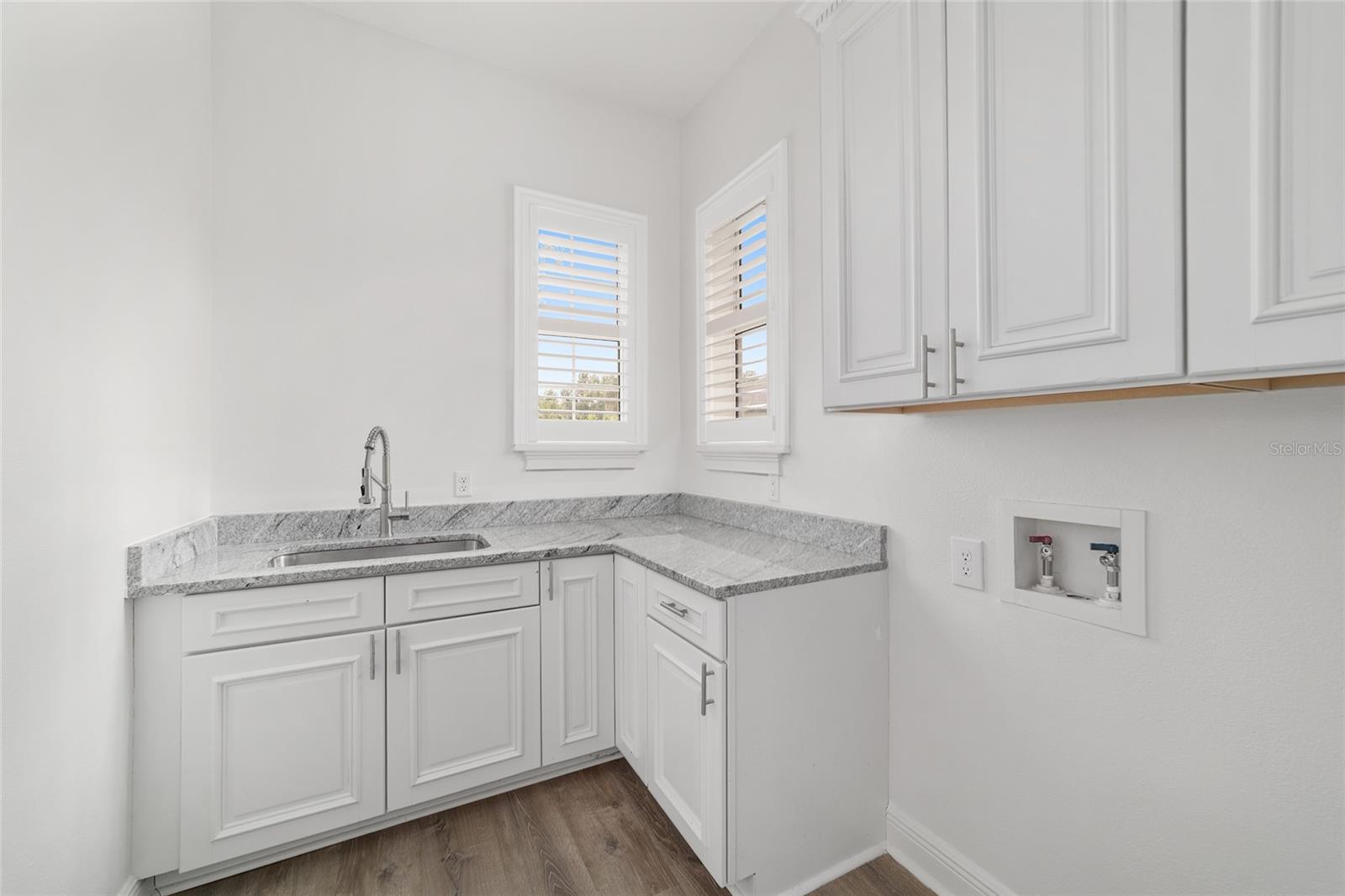 Image 15 of 91 For 1718 27th Street