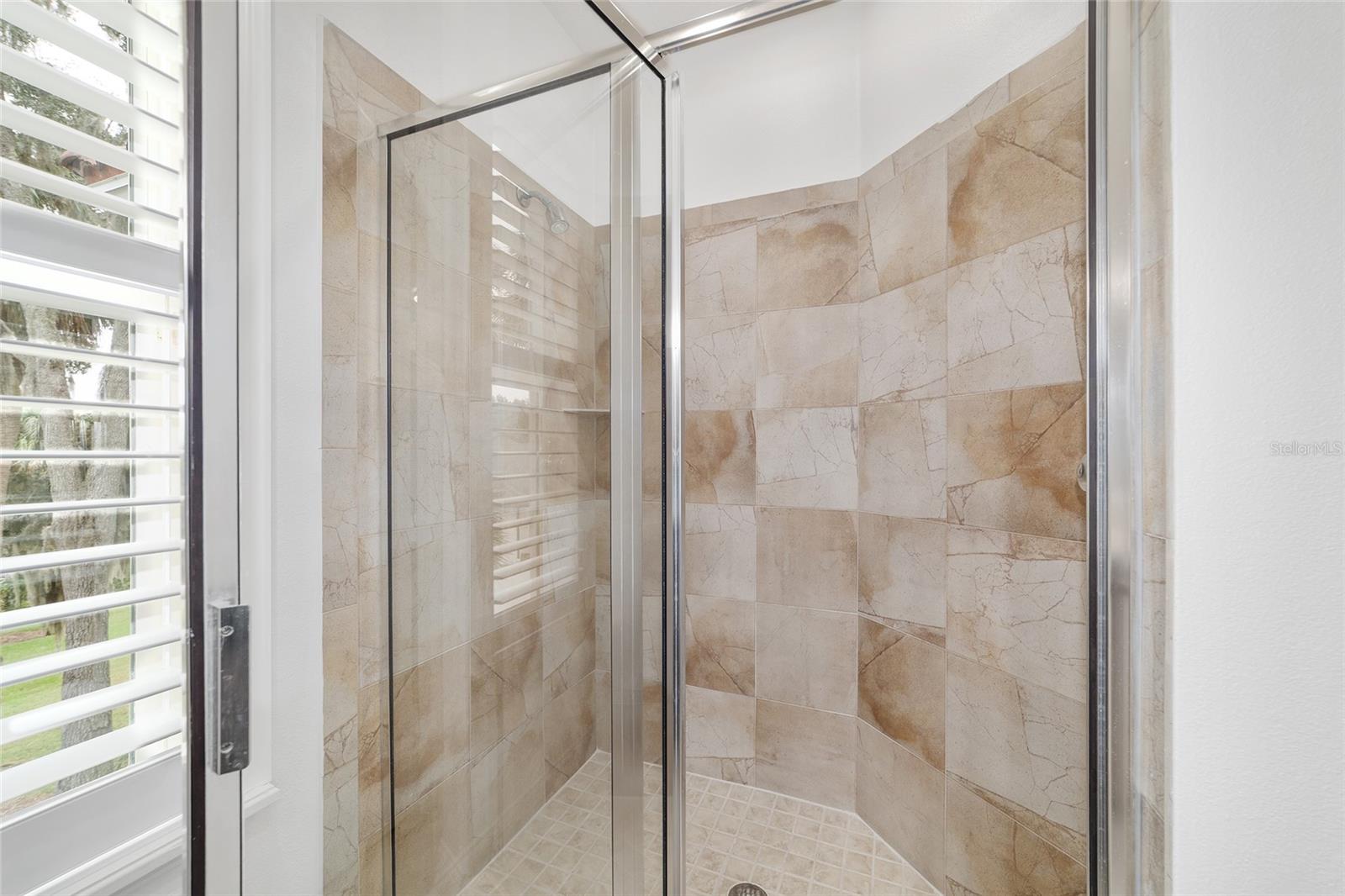 Image 53 of 91 For 1718 27th Street