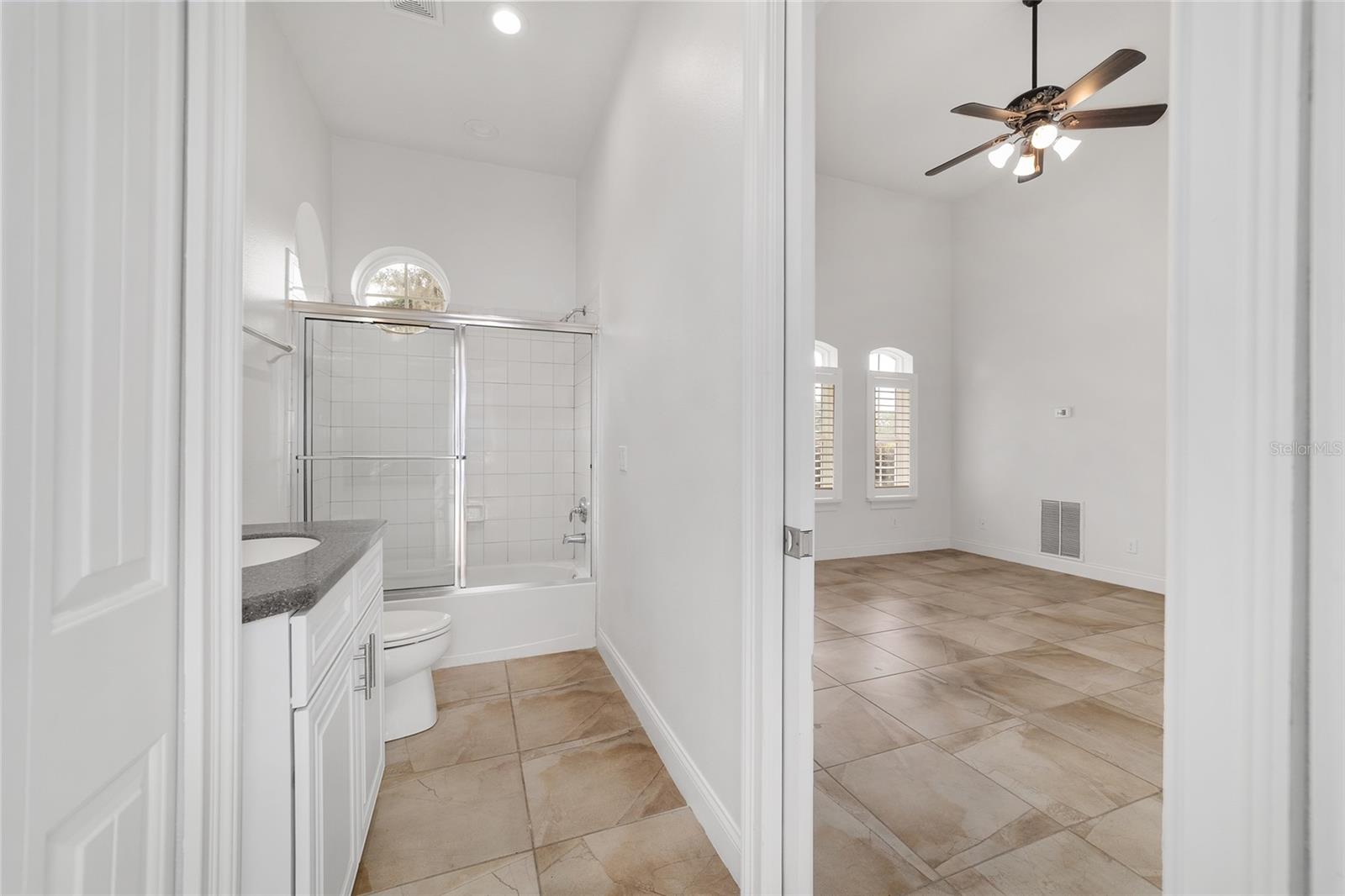 Image 72 of 91 For 1718 27th Street