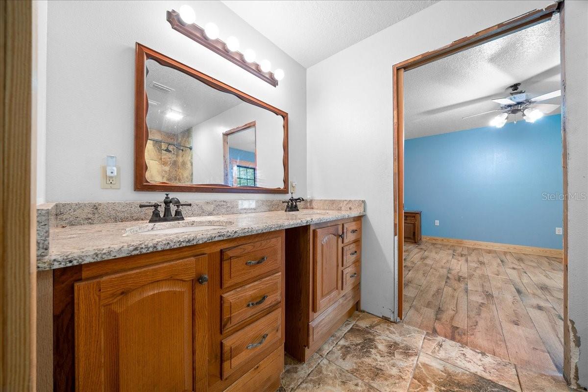 Image 16 of 75 For 3135 49th Street