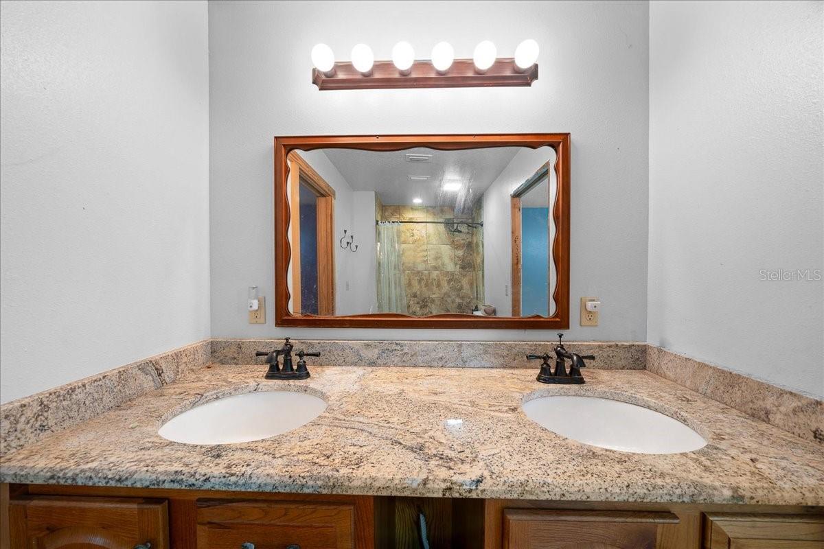 Image 19 of 75 For 3135 49th Street