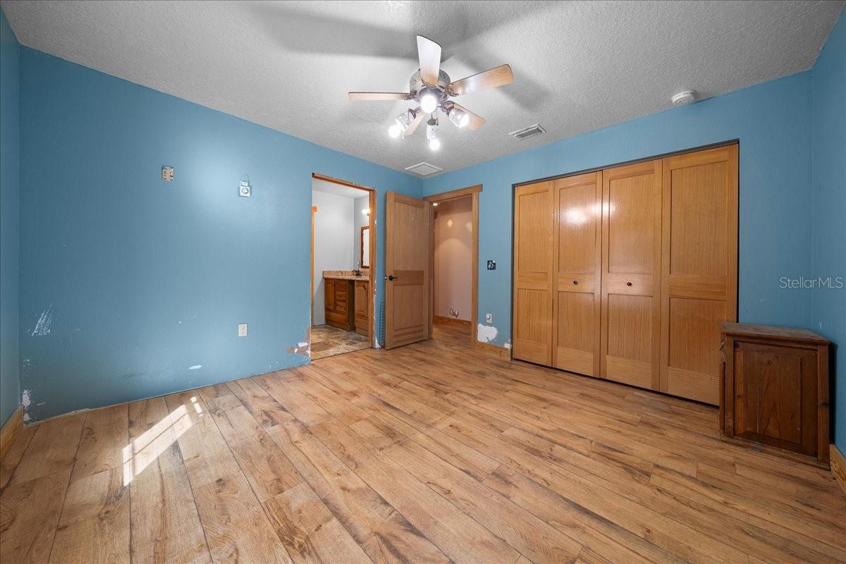 Image 20 of 75 For 3135 49th Street