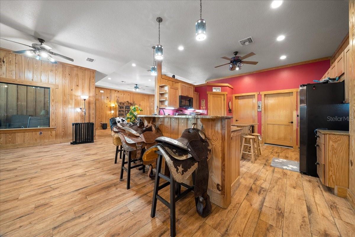 Image 25 of 75 For 3135 49th Street