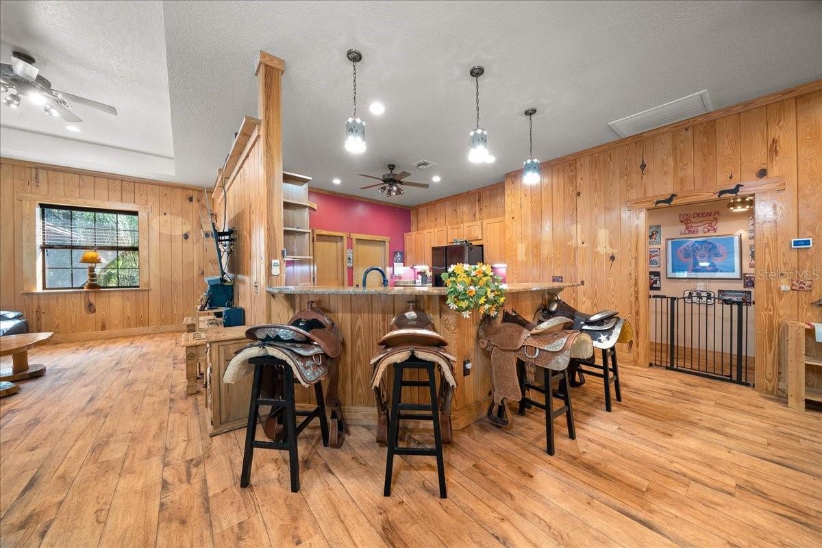 Image 28 of 75 For 3135 49th Street