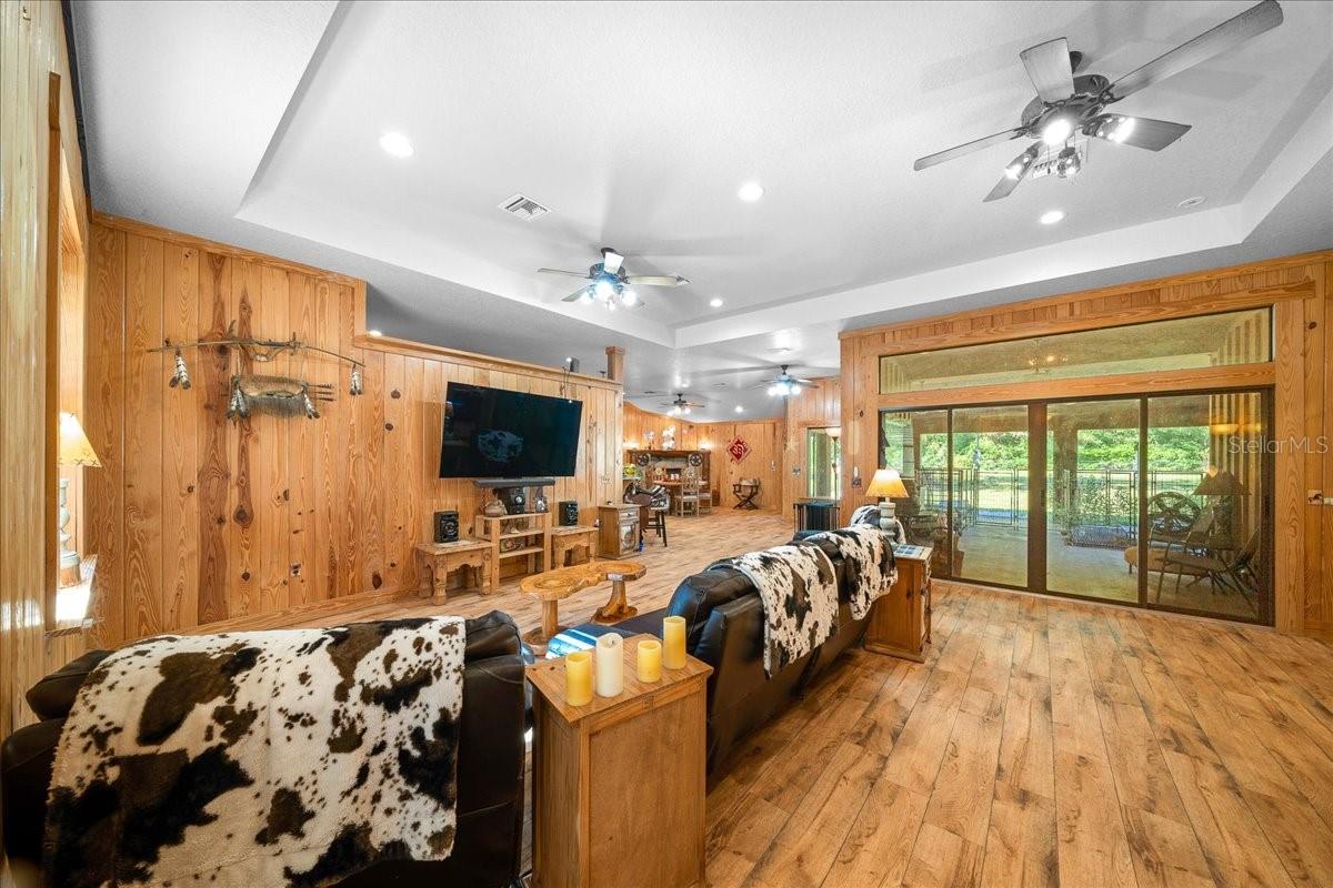 Image 34 of 75 For 3135 49th Street