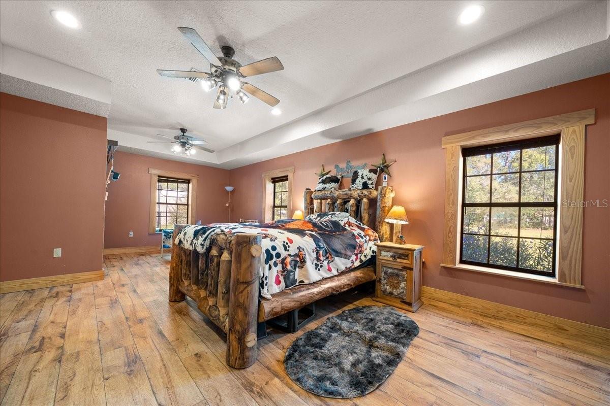 Image 39 of 75 For 3135 49th Street