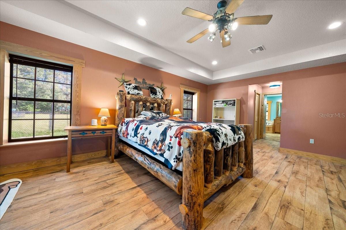 Image 40 of 75 For 3135 49th Street