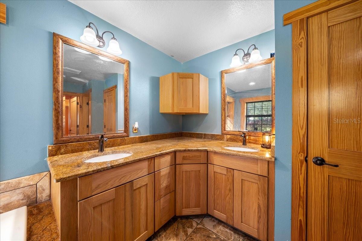 Image 47 of 75 For 3135 49th Street