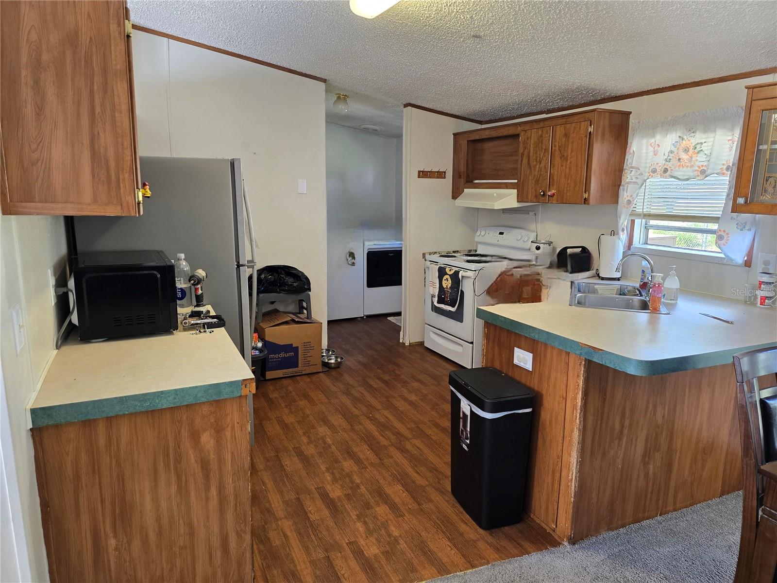 Image 10 of 19 For 12667 101st Court