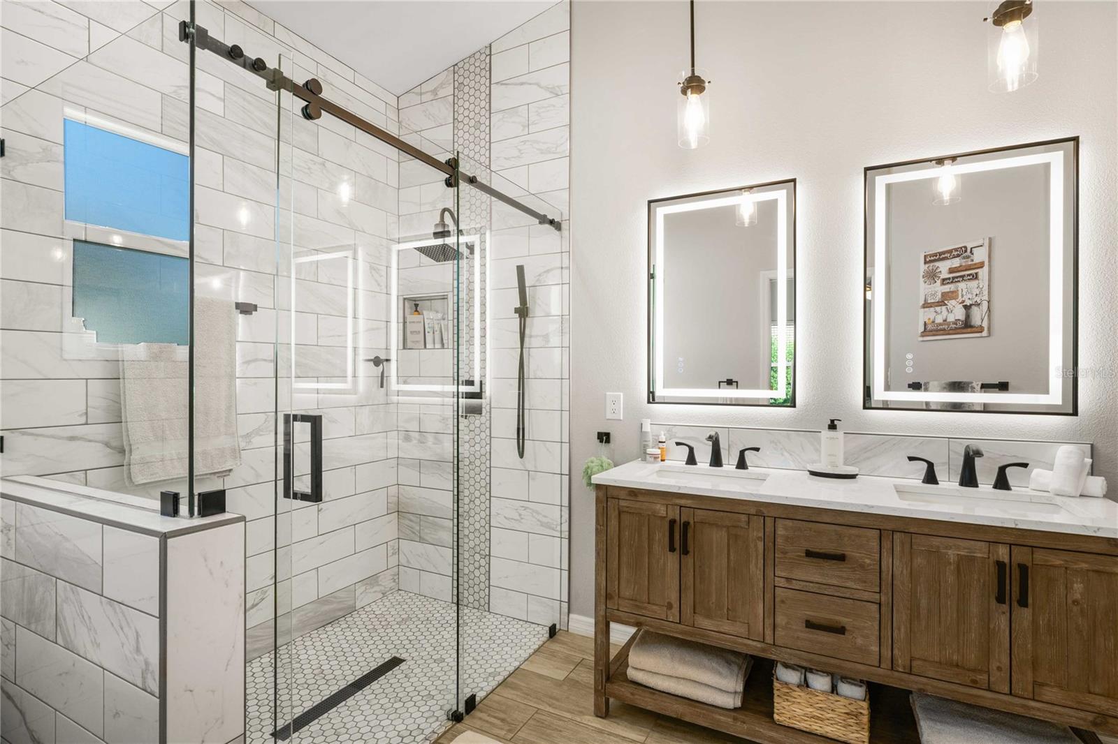 Image 14 of 61 For 2344 Andrea Point