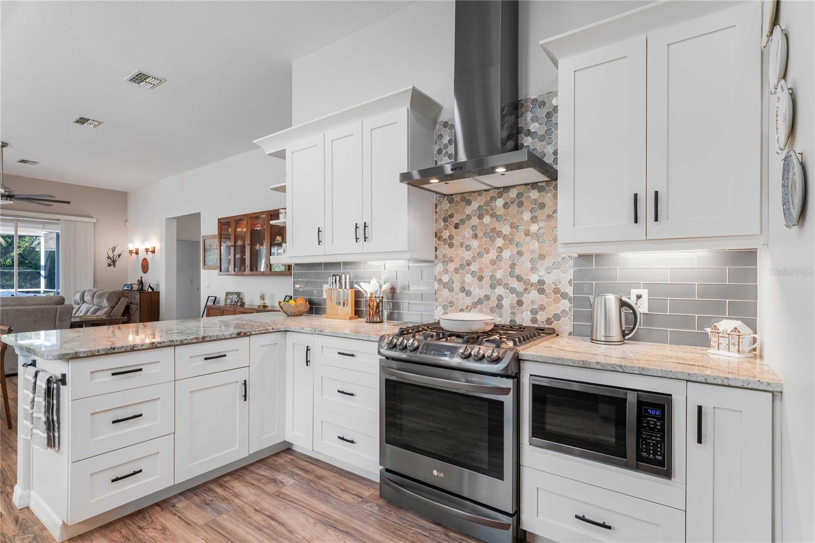 Image 2 of 61 For 2344 Andrea Point