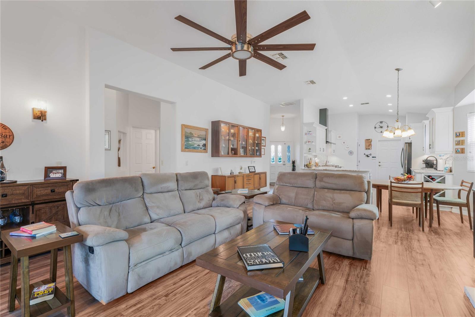 Image 28 of 61 For 2344 Andrea Point