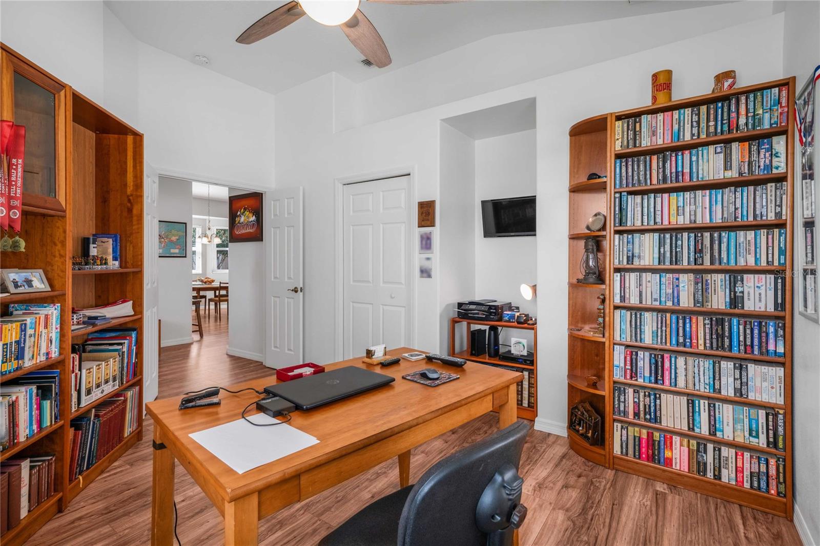 Image 35 of 61 For 2344 Andrea Point