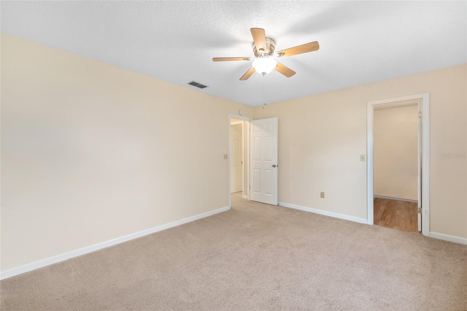 Image 18 of 40 For 6340 111th Street