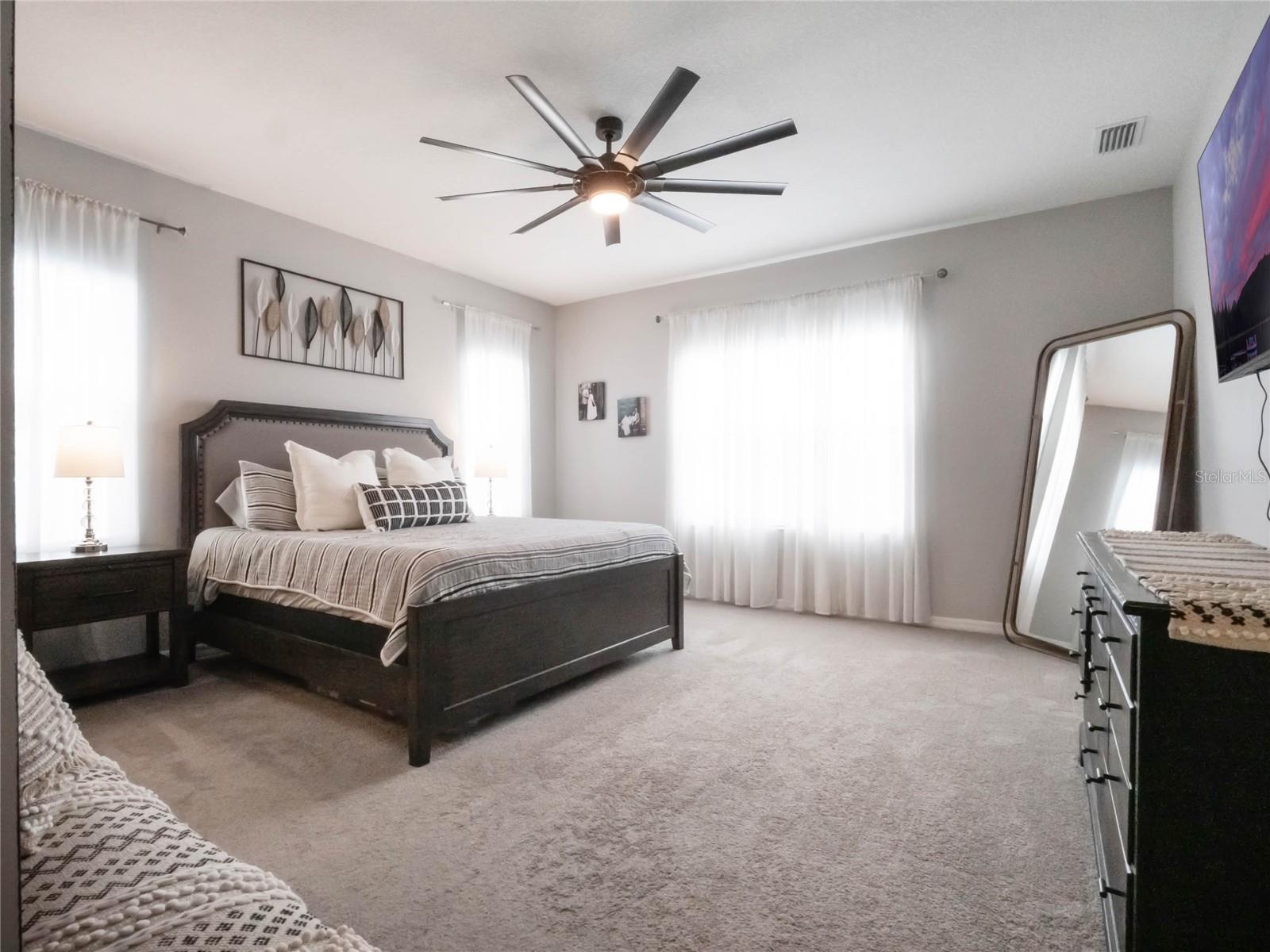 Image 18 of 34 For 4735 11th Court