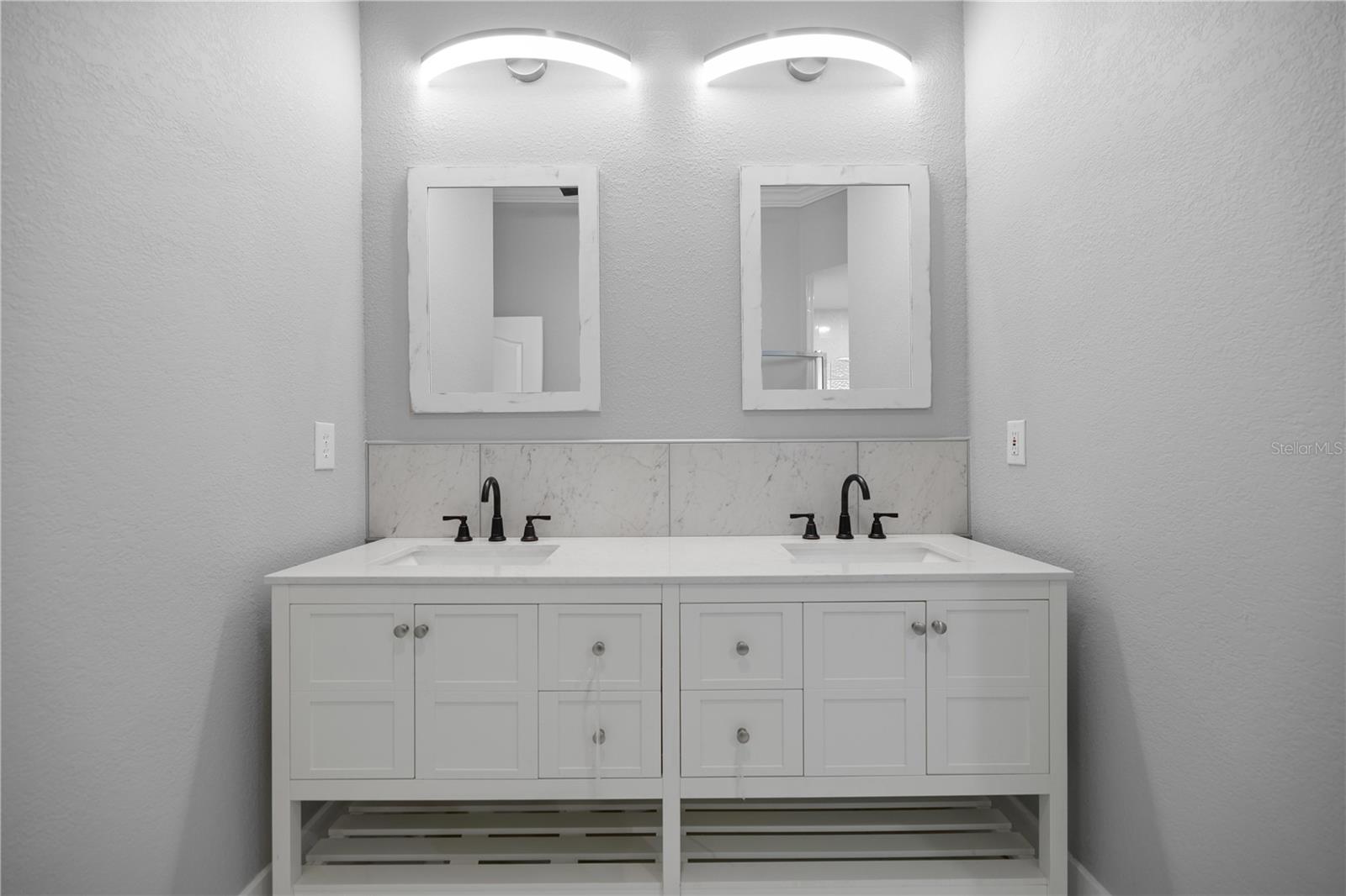 Image 44 of 74 For 1628 29th Terrace