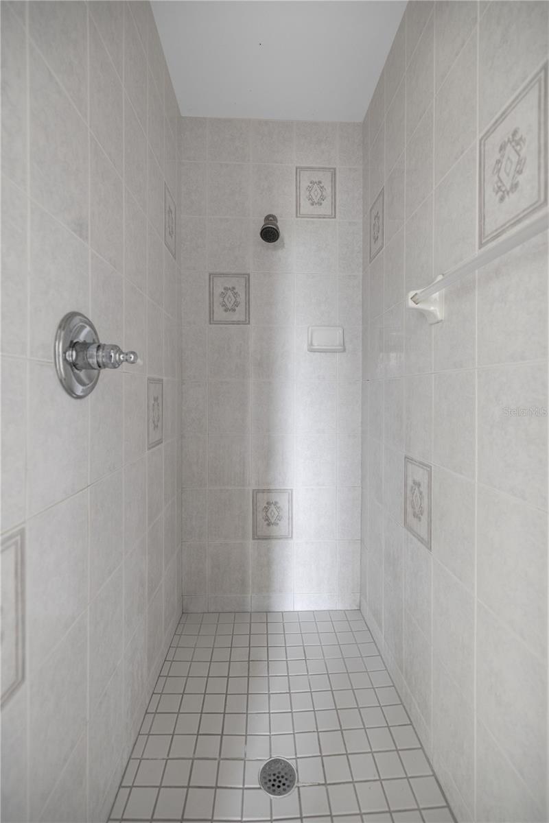 Image 60 of 74 For 1628 29th Terrace