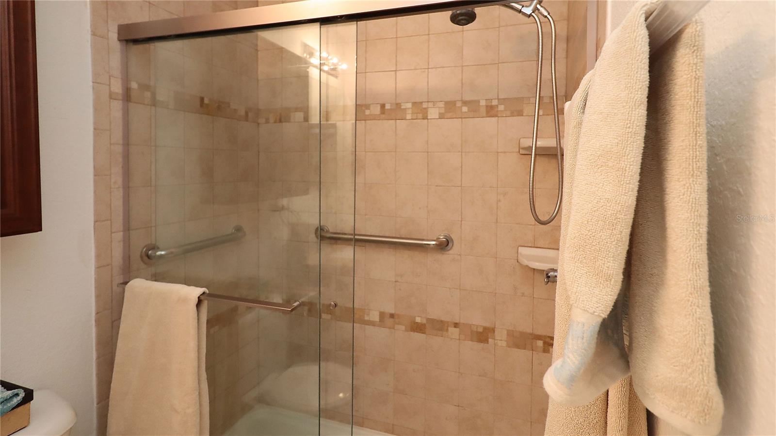 Image 29 of 33 For 13777 44th Avenue