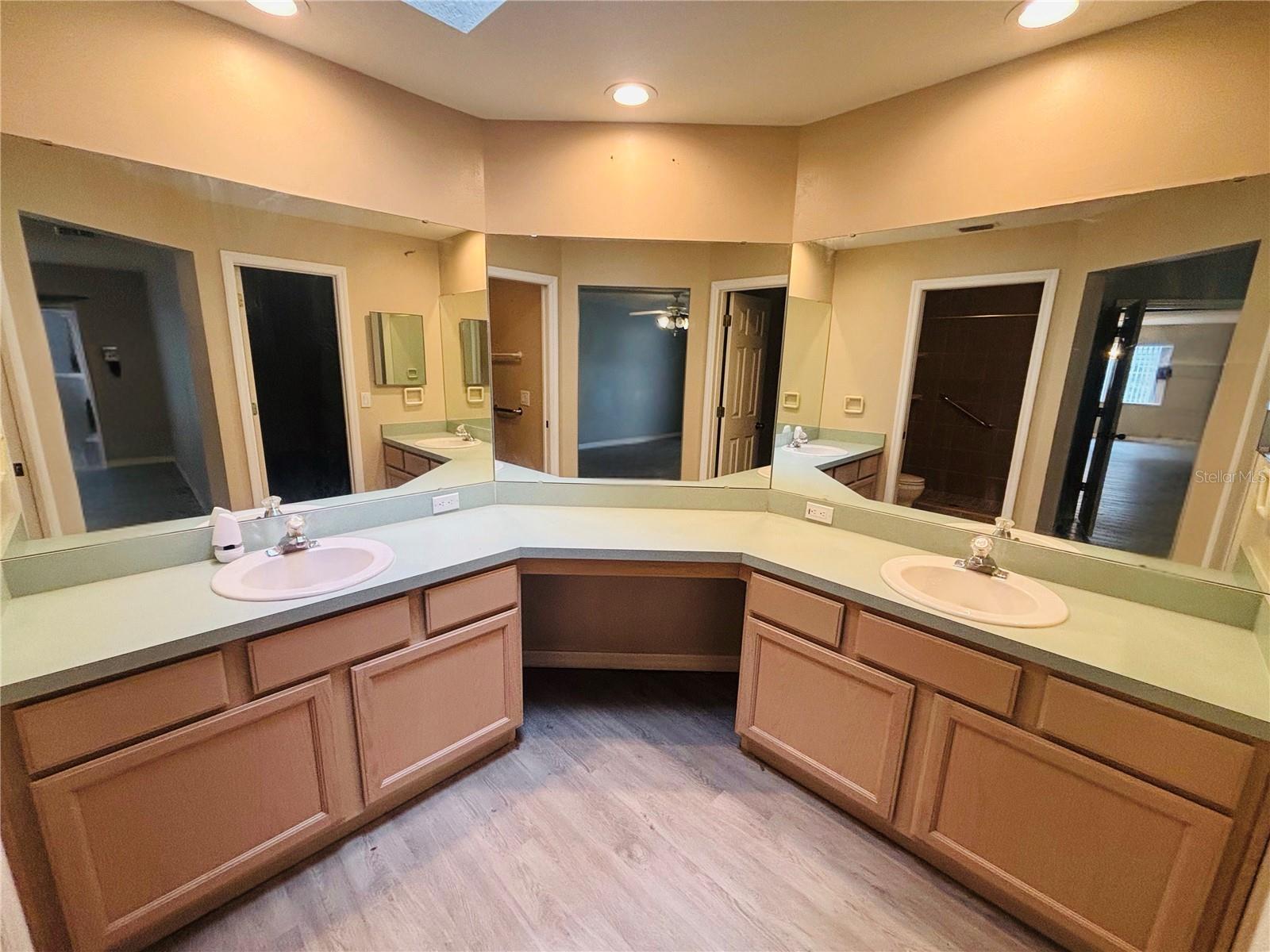 Image 15 of 29 For 177 Golf Harbor Path