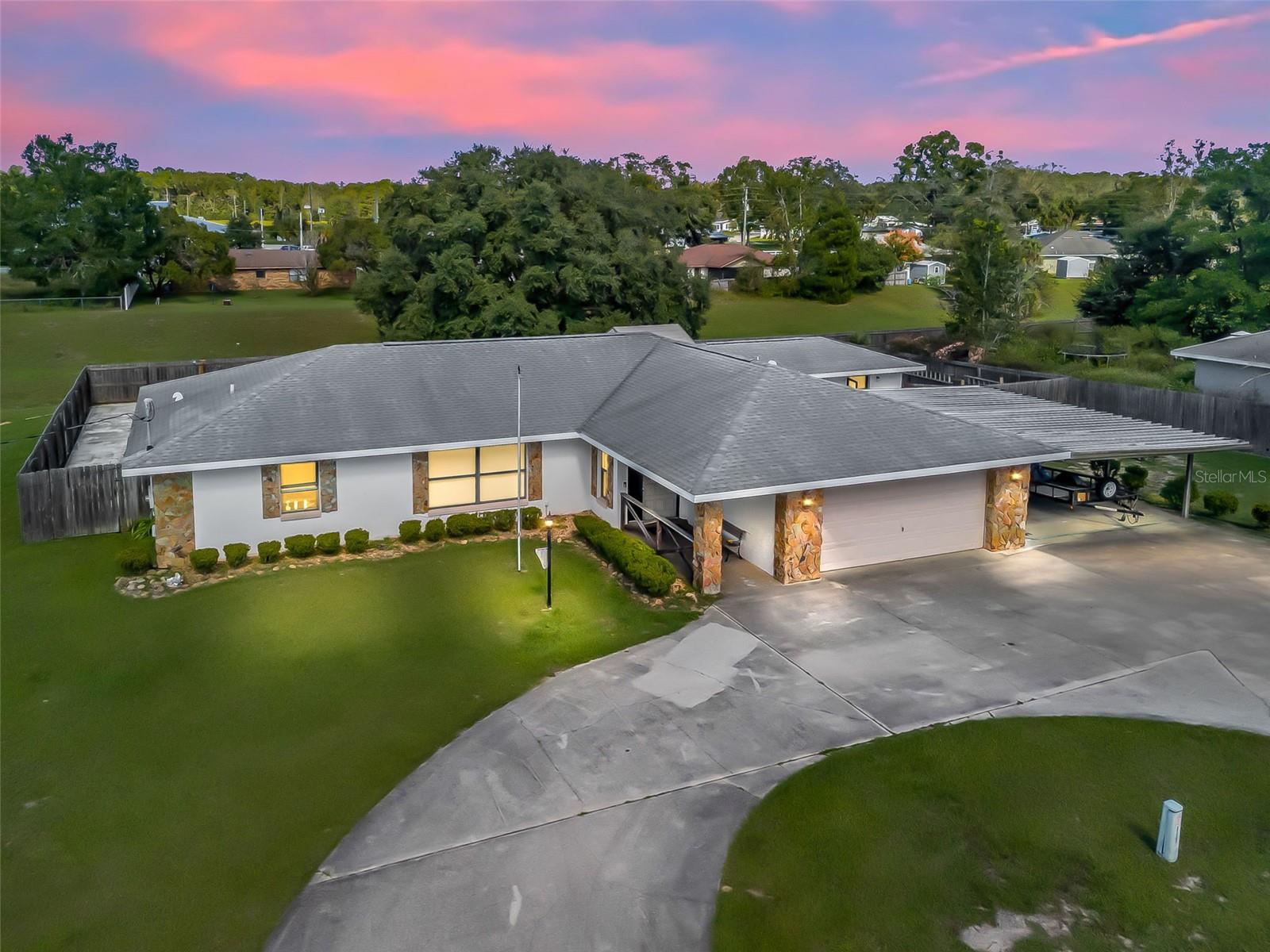 Image 3 of 26 For 11 Teak Run