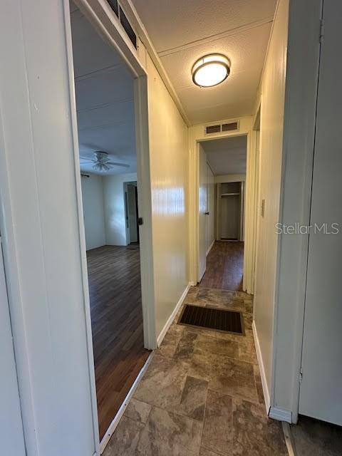 Image 21 of 31 For 5911 61 Place