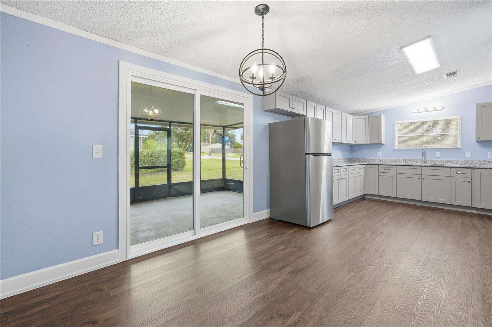 Image 11 of 38 For 6691 85th Street