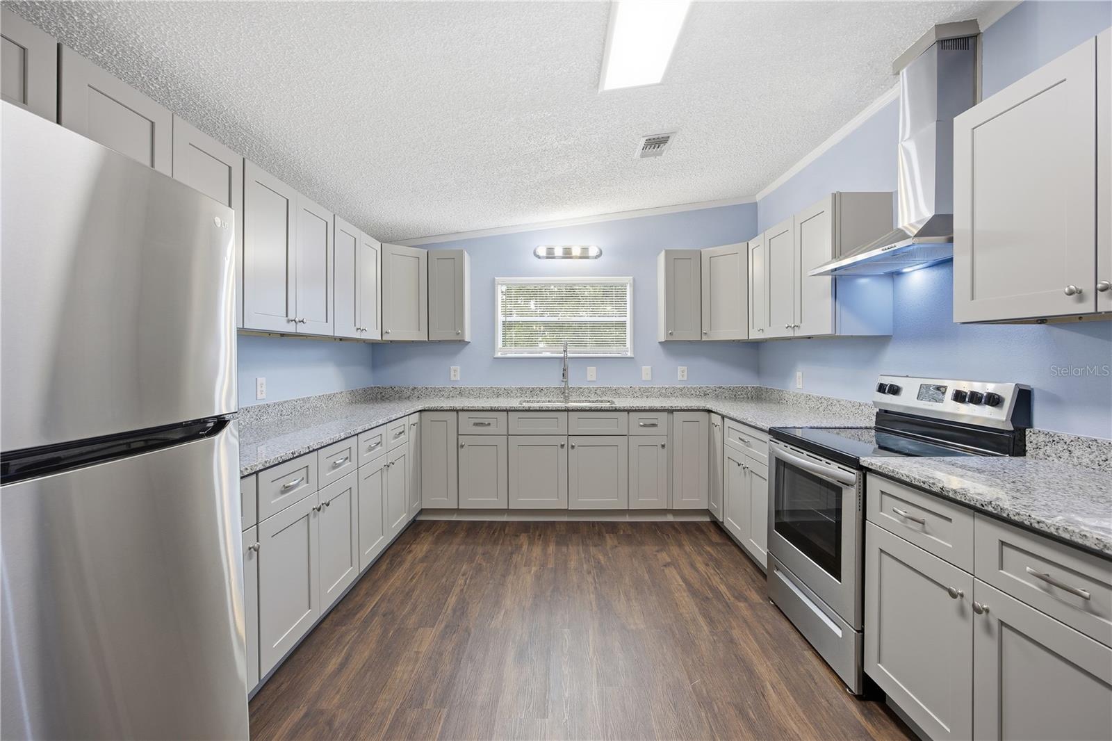 Image 12 of 38 For 6691 85th Street