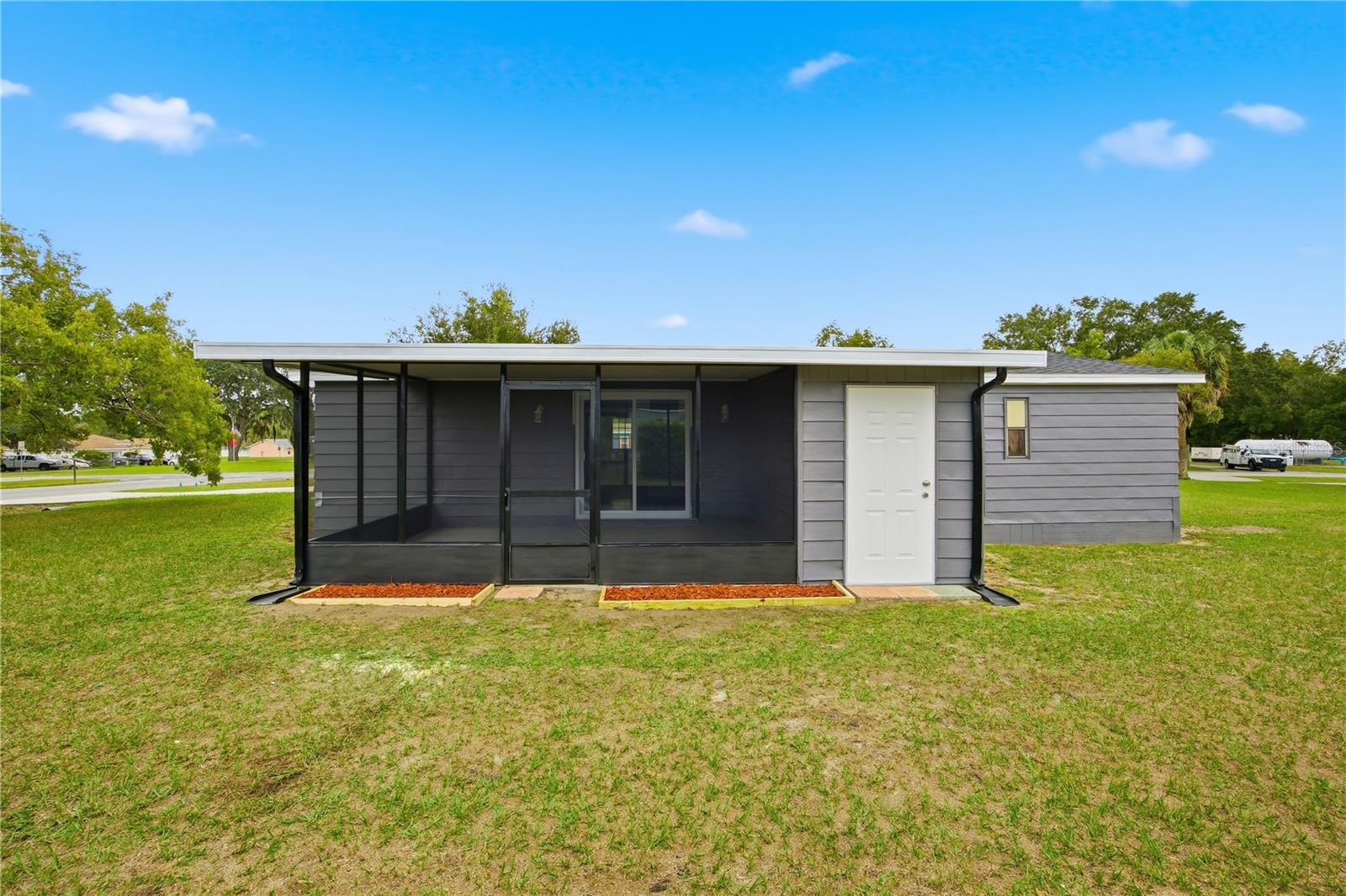 Image 30 of 38 For 6691 85th Street