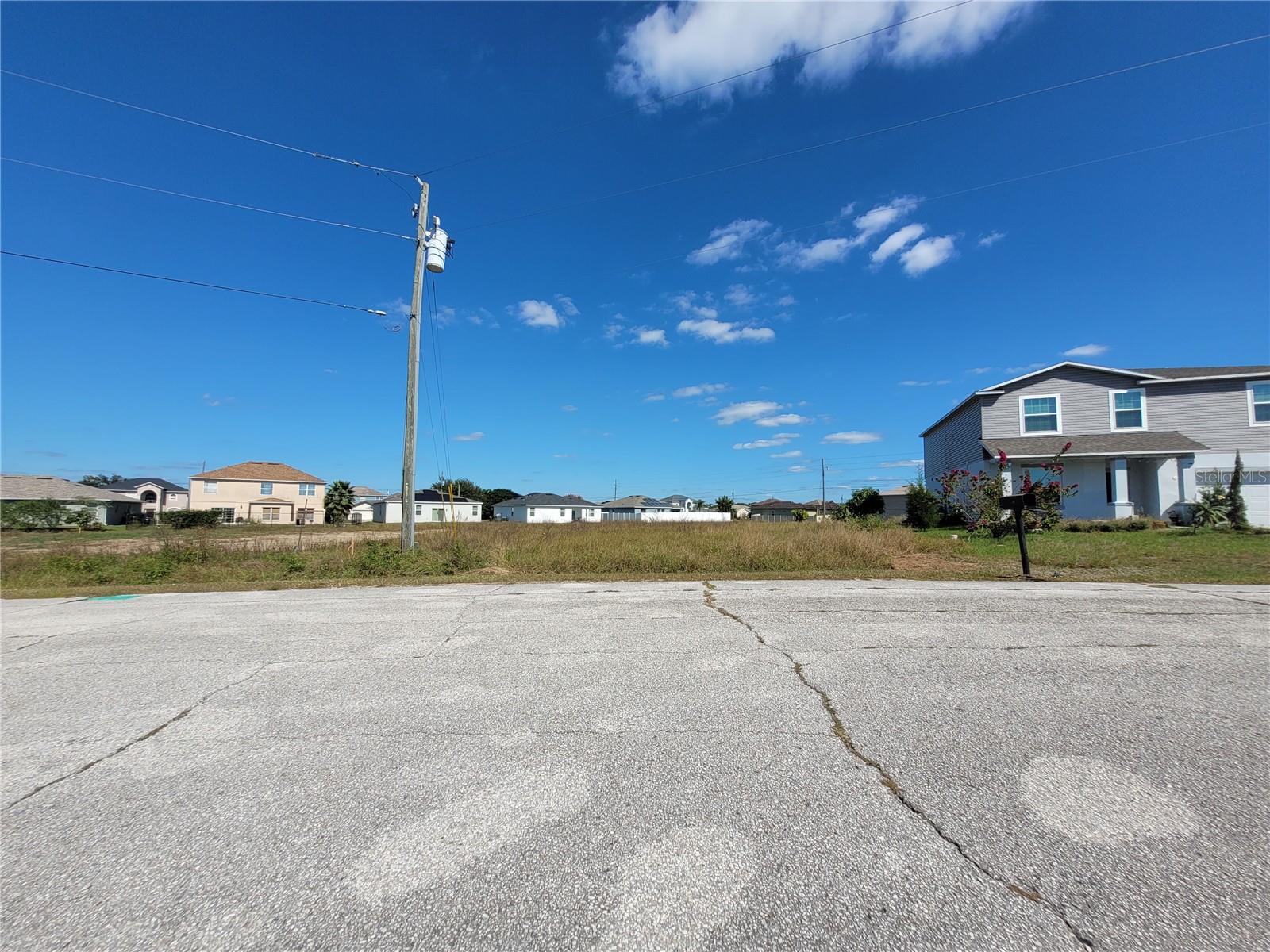 Details for 2233 Pecos Court, KISSIMMEE, FL 34759