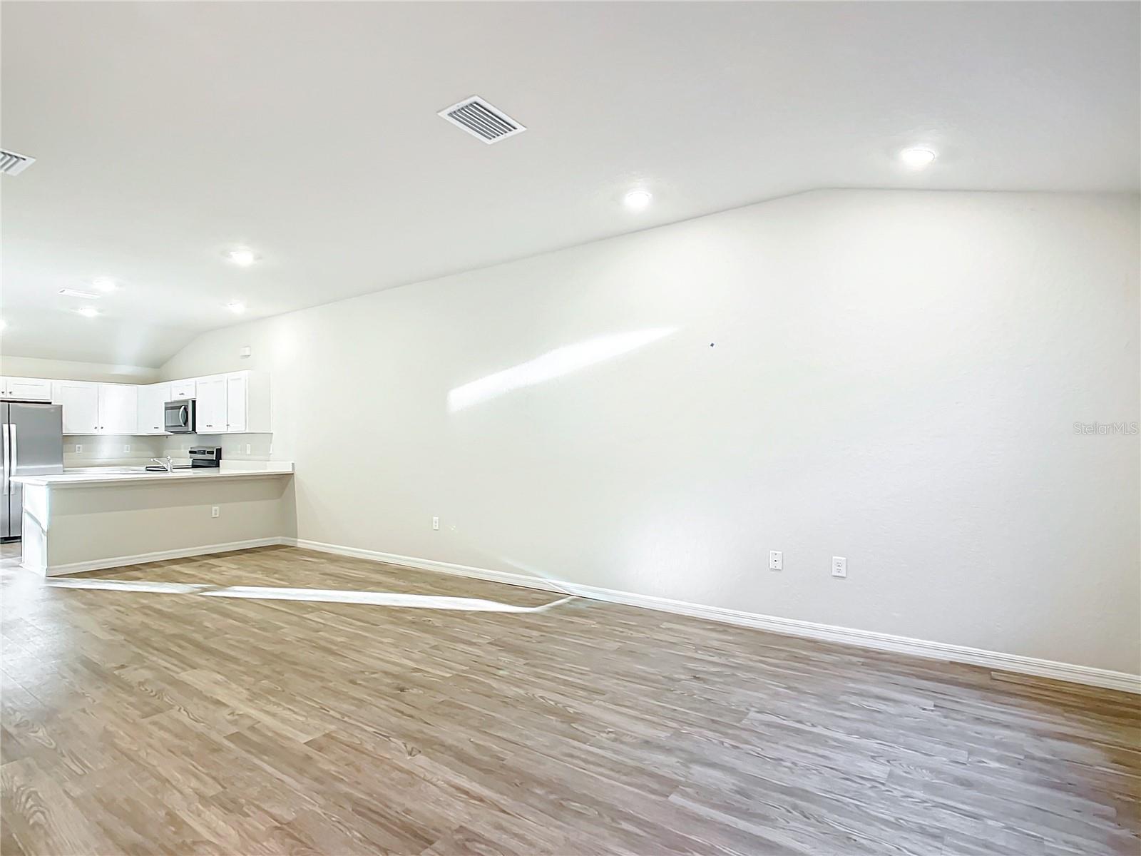 Image 4 of 18 For 3074 Odier Street