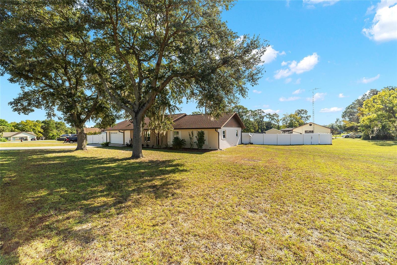 Image 12 of 75 For 10361 83rd Terrace