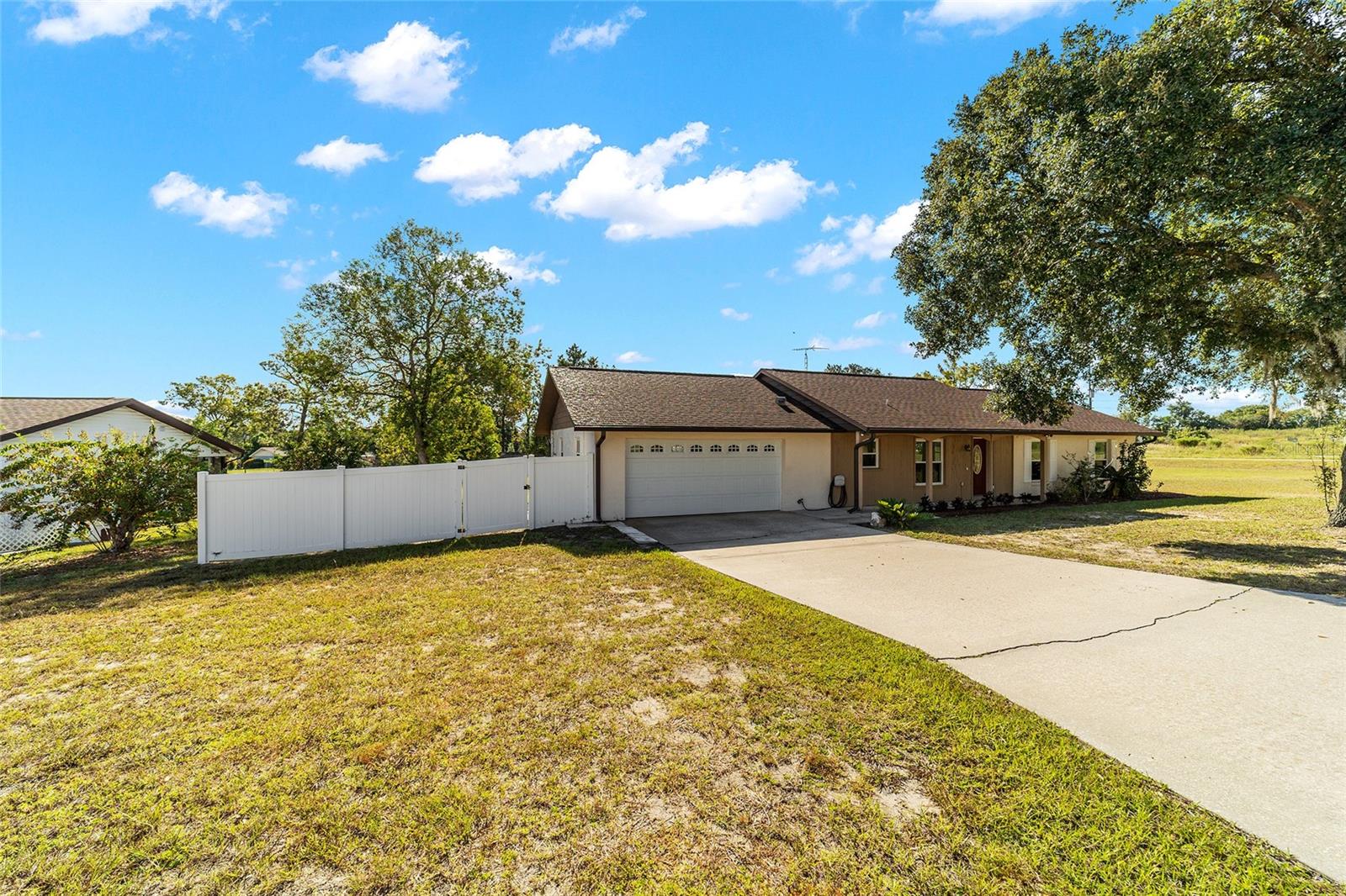 Image 13 of 75 For 10361 83rd Terrace