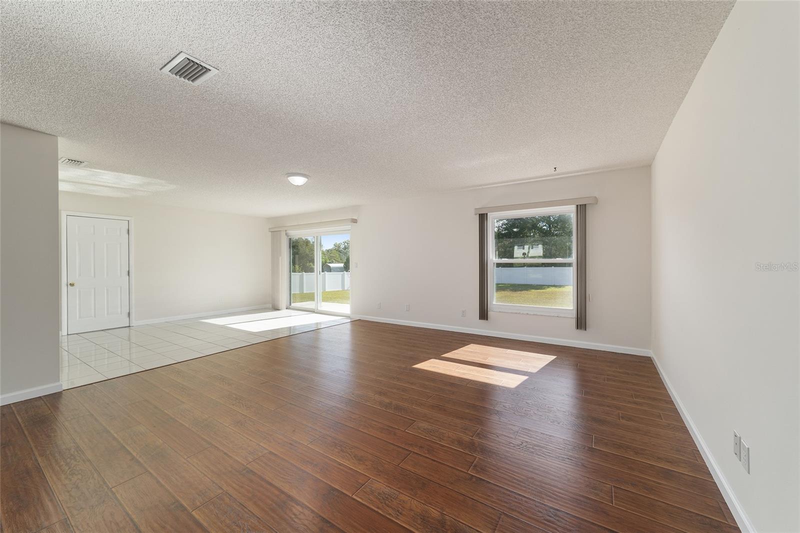 Image 17 of 75 For 10361 83rd Terrace