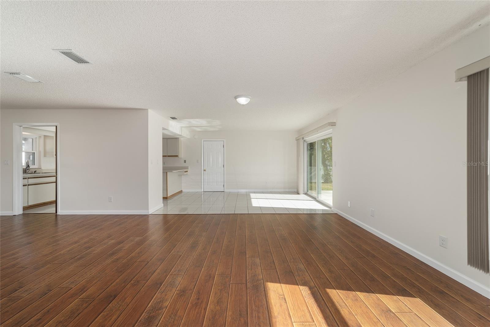 Image 18 of 75 For 10361 83rd Terrace