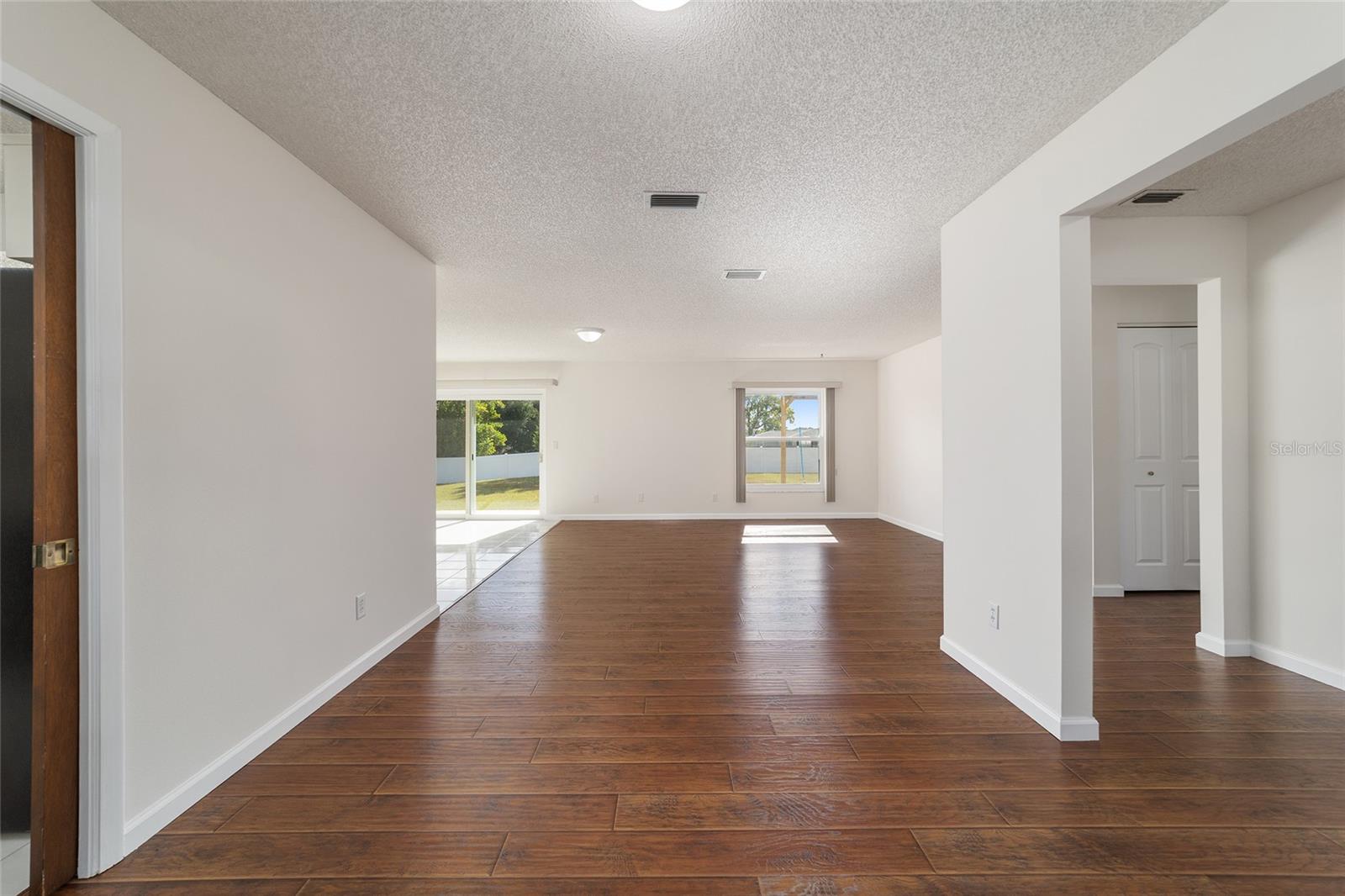 Image 26 of 75 For 10361 83rd Terrace