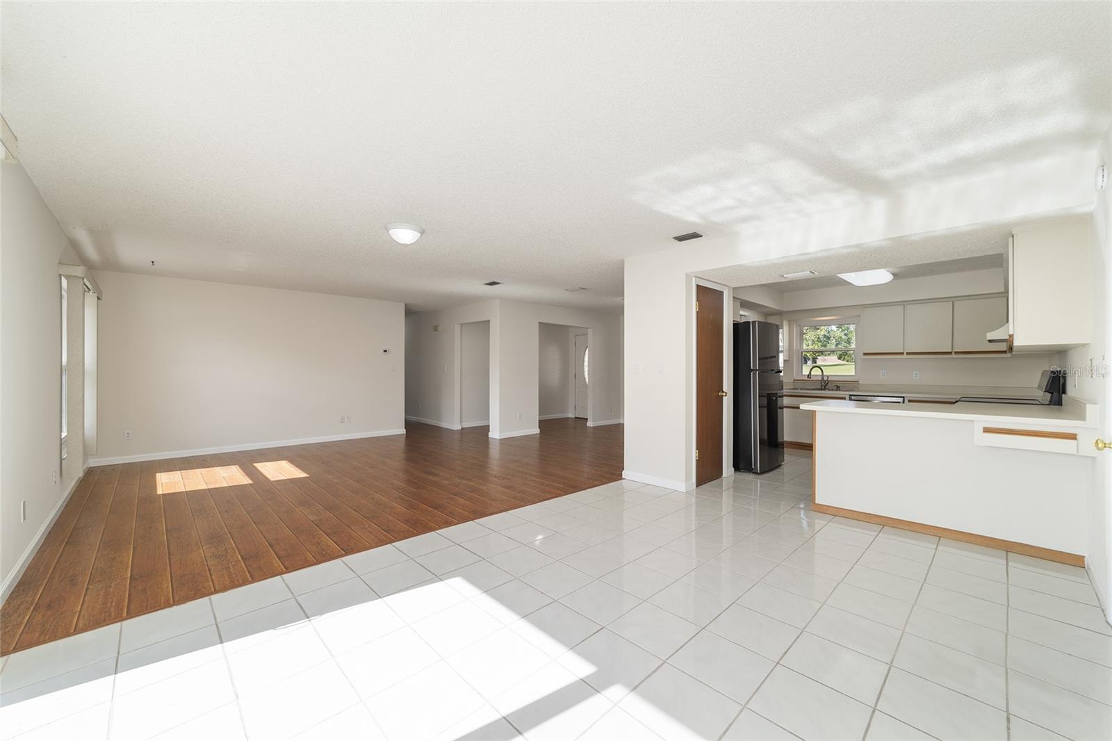 Image 33 of 75 For 10361 83rd Terrace